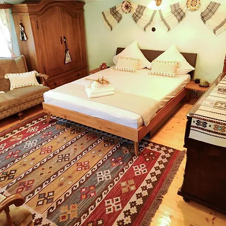 Casa Florica Wooden House Gura Raului