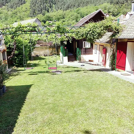 Casa Florica Wooden House