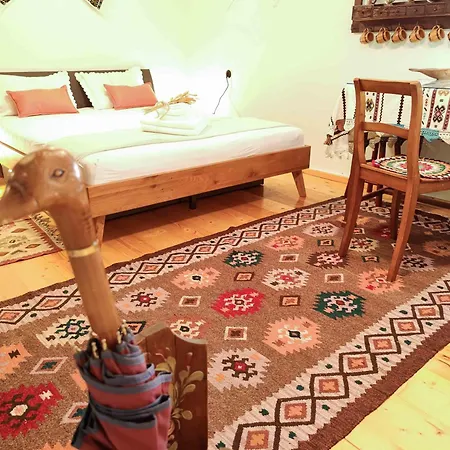 Holiday home Casa Florica Wooden House